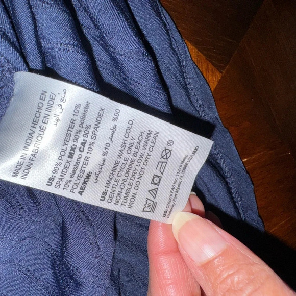 Chico’s Women's Button Up Shirt Textured  Knit Long Sleeve Navy  0- Small NWT - Picture 5 of 11